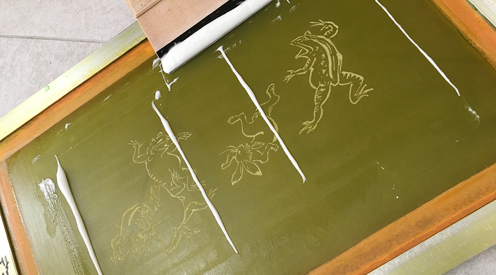 鳥獣人物戯画の抜染